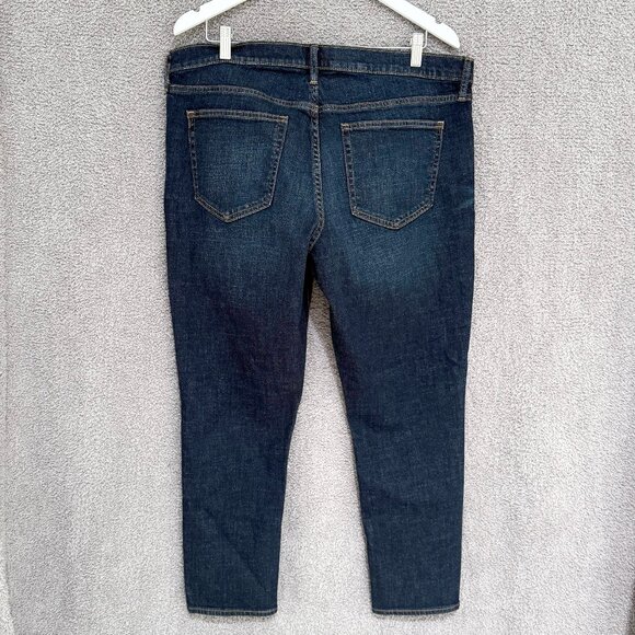 Gap Mid Rise Best Girlfriend Jeans Medium Indigo 33 - Picture 8 of 11